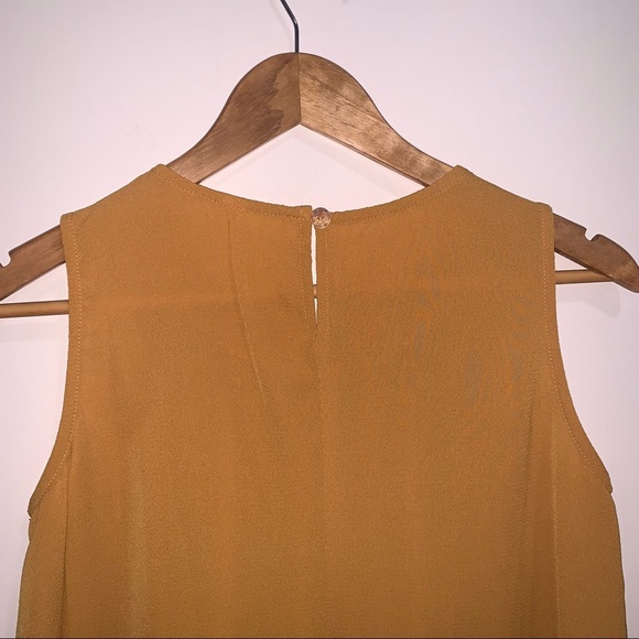🌷5/$20 Women’s Mustard Color Sleeveless Top - Picture 6 of 6